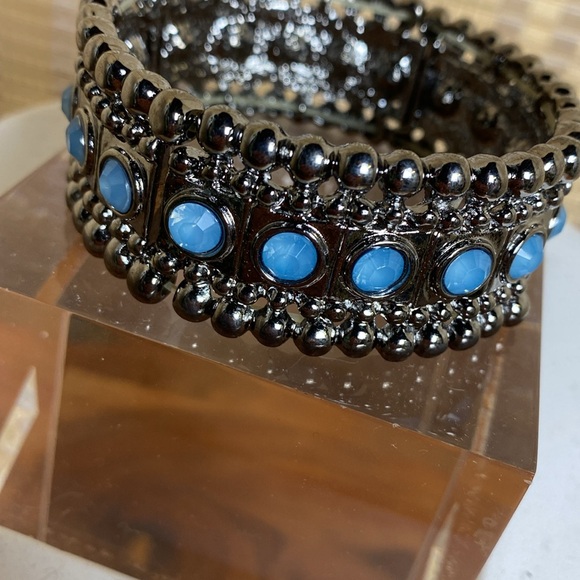 Silver Stretch Turquoise Bracelet - Picture 2 of 2